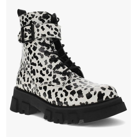 Levi Strauss Signature Shoes - Levis Womens Giselle-‎ Leopard Print Combat Lace Up Boots Shoes Black Cream NEW